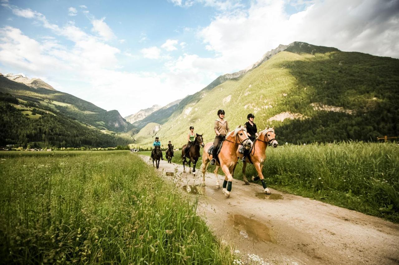 Hotel Fronza - Your Hike & Mountain Home Lutago Luaran gambar