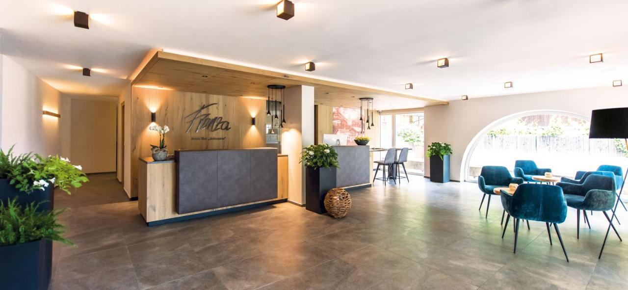 Hotel Fronza - Your Hike & Mountain Home Lutago Luaran gambar